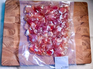 Мясные снеки: Щечки судака вяленые (500 гр)