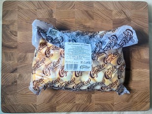 Сыр ГОРНЫЙ СЫРОВАР (Бочонок с паприкой): Сыр 1 кг ГОРНЫЙ СЫРОВАР (Бочонок копчёный)