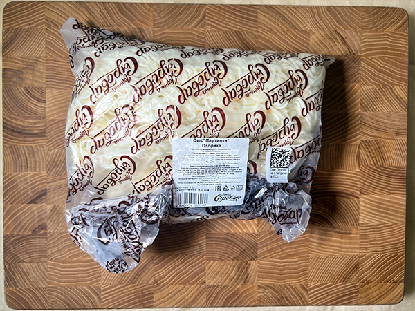 Сыр 1 кг ГОРНЫЙ СЫРОВАР (Паутинка с паприкой) в Томске